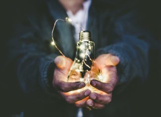 Foto cortesía de Riccardo Annandale en Unsplash