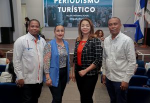 Luis Santiago Severino, Nereyda Álvarez, Johanna Brito y Daniel Mercado.