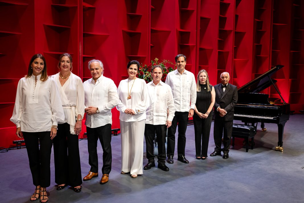 FUNDACIÓN E. LEÓN JIMENES / TEATRO NACIONAL
