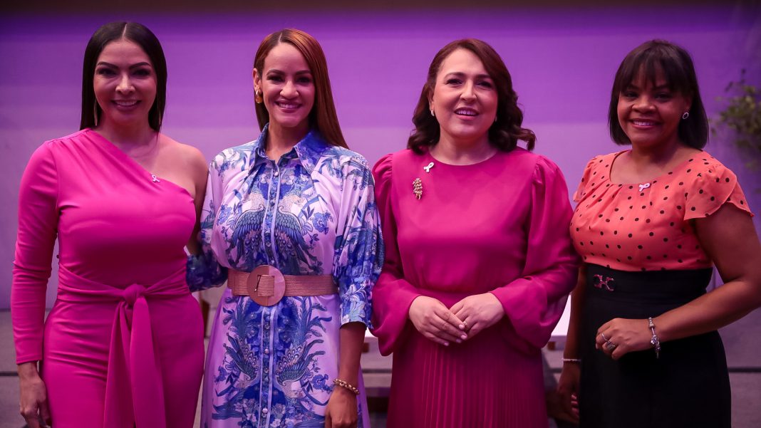 Beba Rojas, Wanda Sánchez, Emelyn Baldera y Blanca González