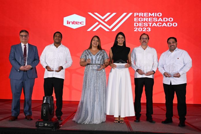 EgresadosDestacados2023