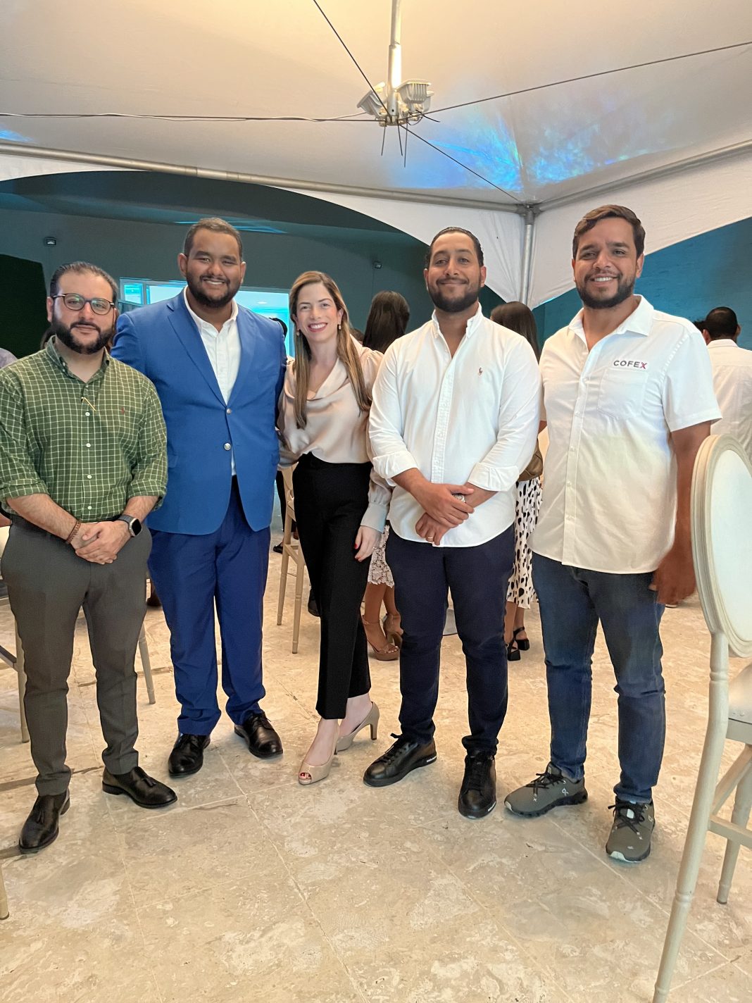 Asistentes al Coctel y Networking 2023