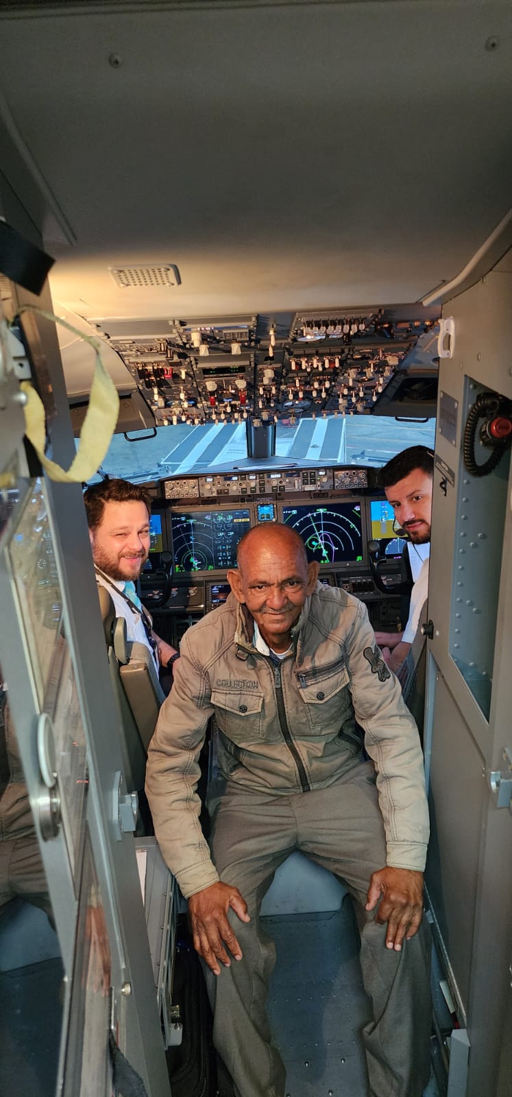 Jesus Ñunez saliendo por primera vez del país hacia Bogotá