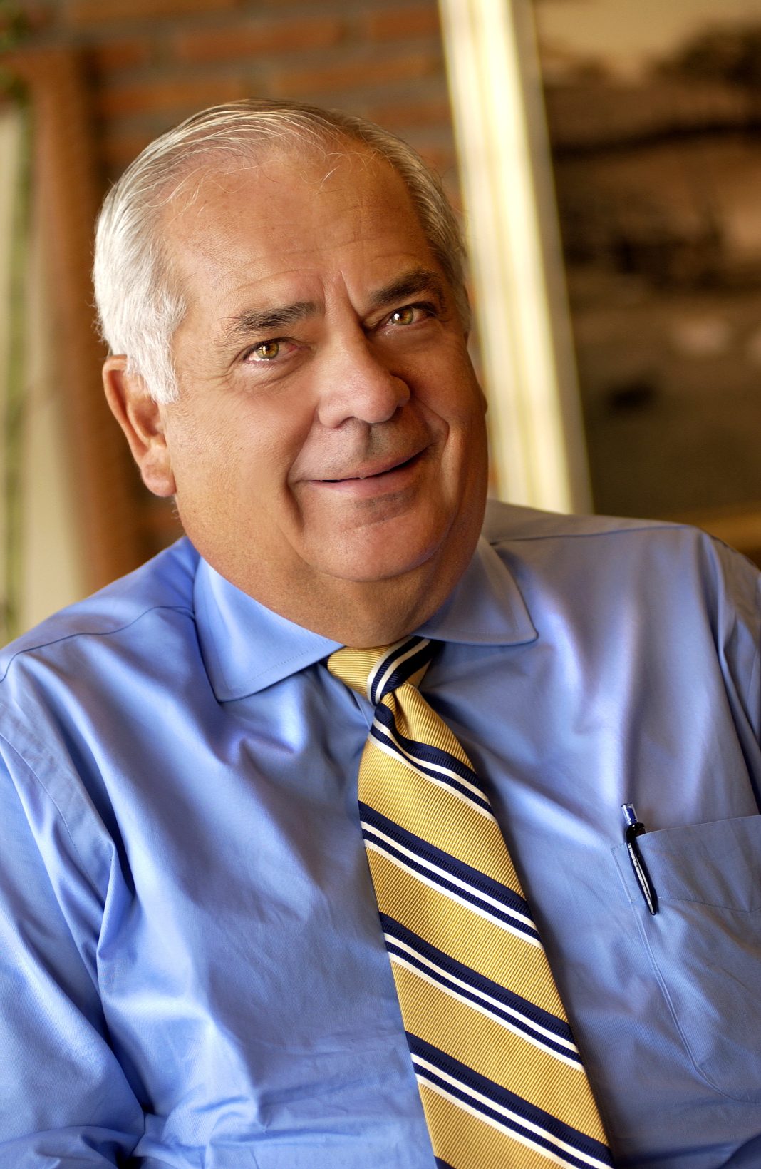Jose A. Leoìn
