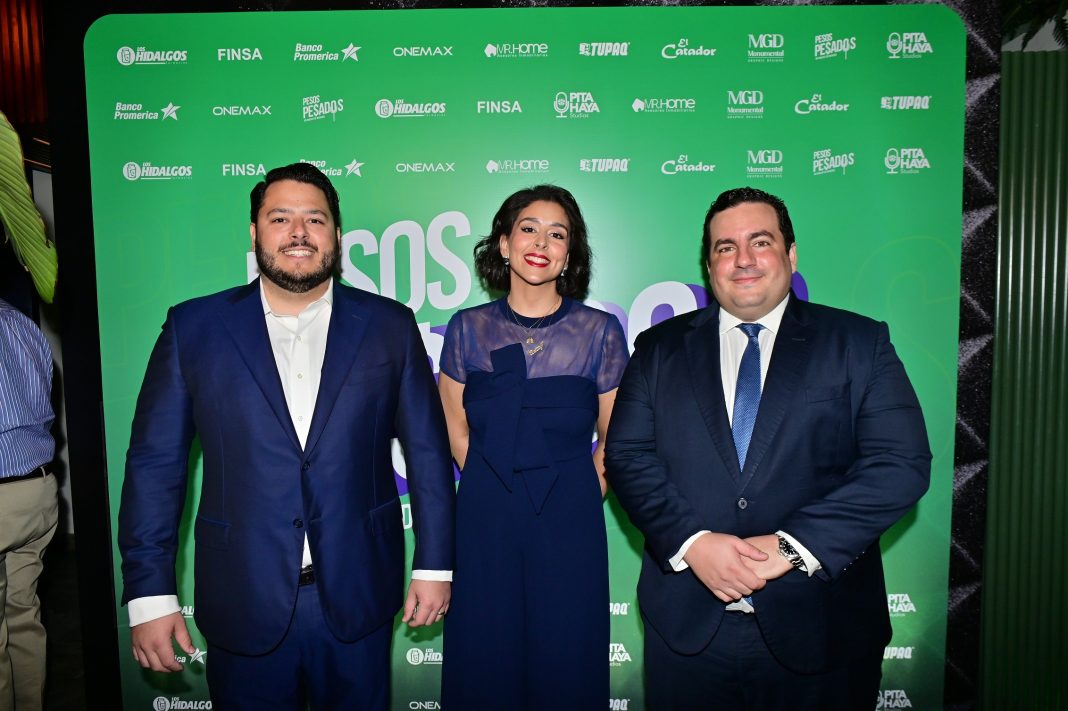 Principal. Gustavo Yunen, Patty Yunen y Javier Baquero