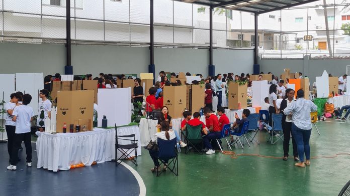 Feria Científica Notre Dame