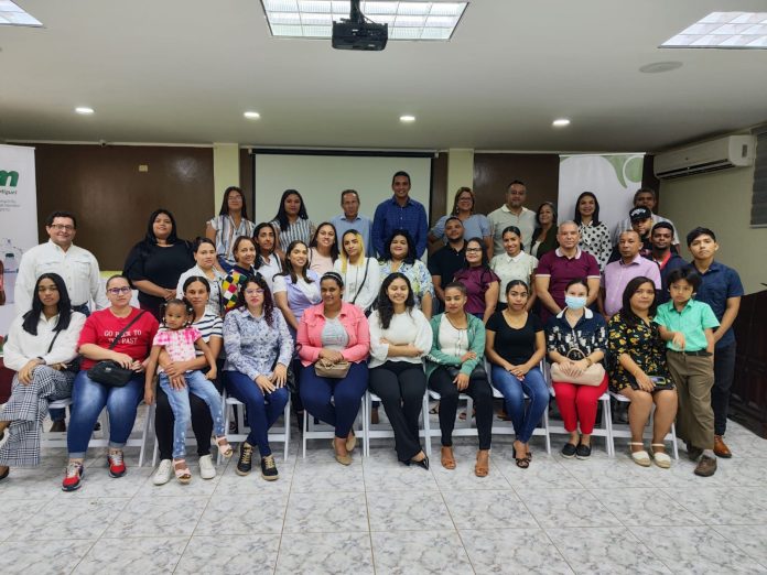 Con 50 participantes seleccionados entre más de 100 solicitudes, el programa proporciona asesorías especializadas, facilitadas por la Universidad Politécnica de Madrid (UPM).