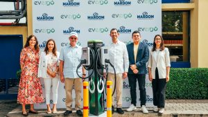 La estación, primera en toda la zona logística de Haina, cuenta con un cargador nivel 2 con capacidad para dos vehículos simultáneos.
