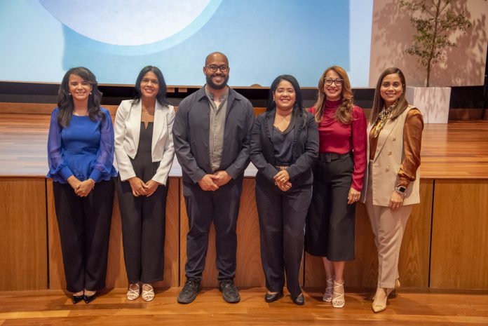 Maripily Berroa, Karina Garcia, Julio Aguero, Rosario Medina, Joseline Feliz Maripily Berroa, Karina Garcia, Julio Aguero, Rosario Medina, Joseline Feliz