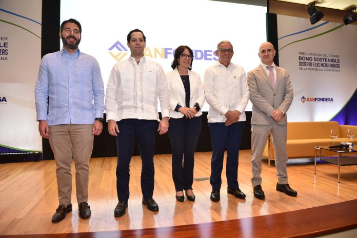 Francisco Torres, Ernesto Bournigal, Mariana Moreno, Cristian Reyna y Luis Araque de Juan