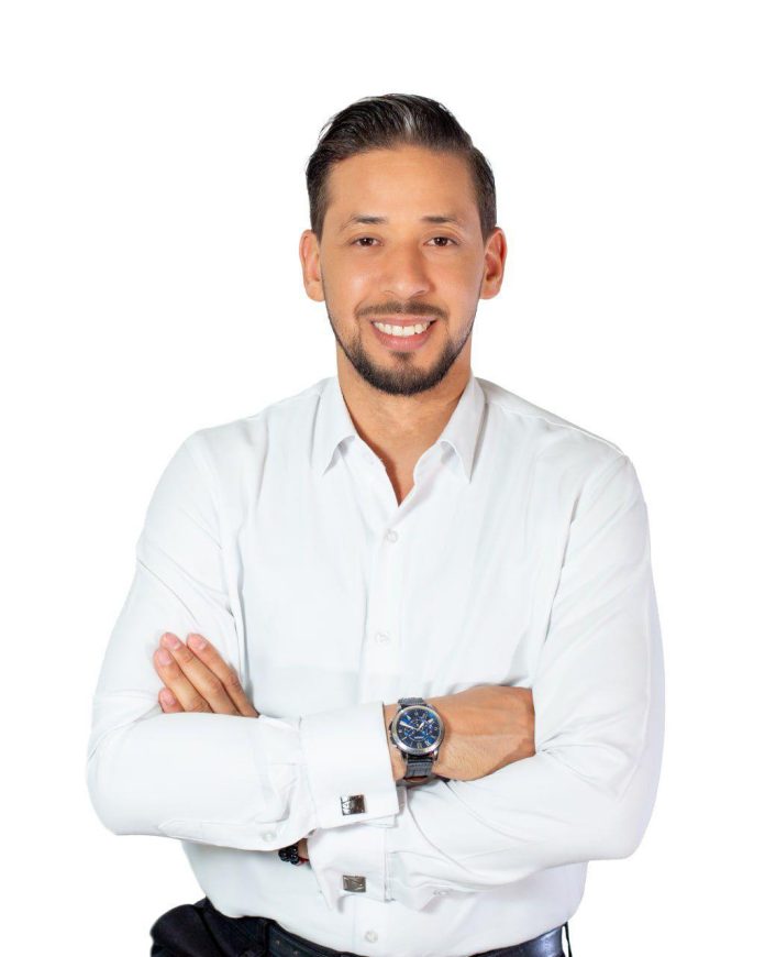Comunicador Javier Taveras.