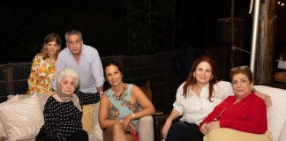 Ivette Kury Haozury, Fernando Hazoury, Mercedes Toral de Hazoury, Rocío Olivero, Yudtih Pérez de Hazoury y Mary Carmen Hazoury
