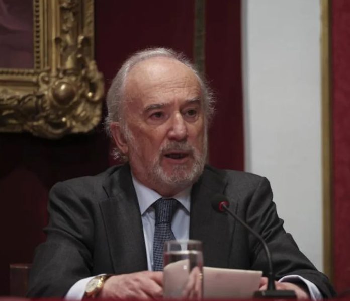 Santiago Muñoz Machado