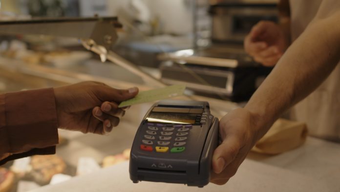 Uso de tarjeta bancaria