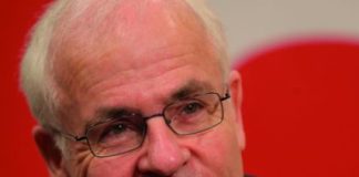 Aidan White, fundador de la Red de Periodismo Ético