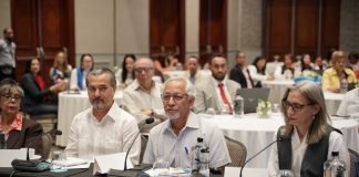 Carlos Carrera, Angel Hernández y Ancell Scheker.