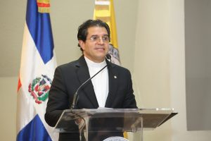 Reverendo padre Secilio Espinal, rector de la PUCMM