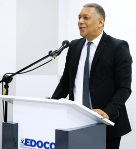 Monchy Roquez es abogado, docente, locutor y politólogo.