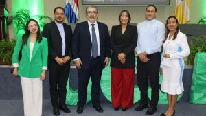 Autoridades de la Universidad Católica Santo Domingo (UCSD).