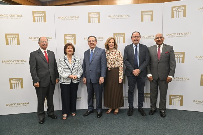 Banco Central presenta dos nuevas obras en su Biblioteca Juan Pablo Duarte.
