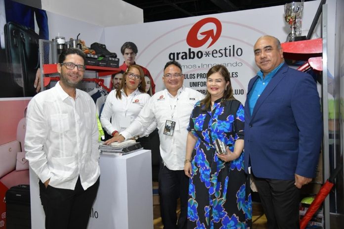Grabo Estilo brilla con su propuesta innovadora y elegante en Expo Construcción 2025.