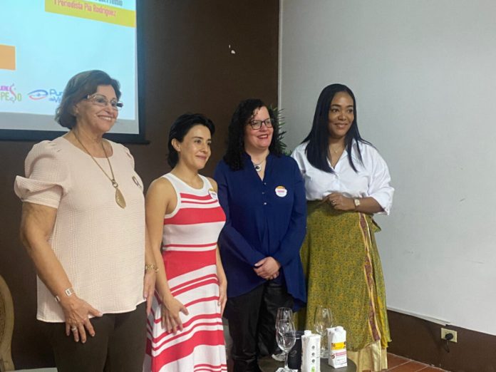 Foro de Mujeres Periodistas Dominicanas inicia talleres preparatorios para el Premio Pía Rodríguez.