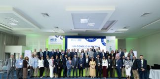 Encuentro Iberoamericano AICO y CIAC Concluye con una Cena de Clausura en Santiago.