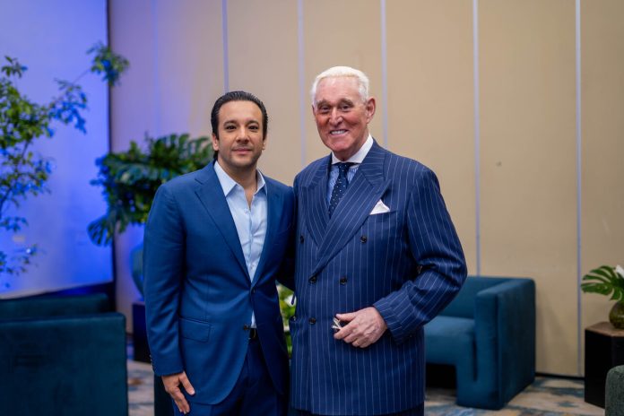 “El Nuevo Orden del Poder” sorprende al país con María y Roger Stone.