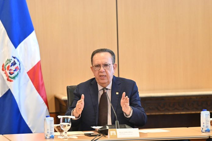 Economía dominicana añade 176,581 nuevos empleos netos en 12 meses hasta marzo de 2025.