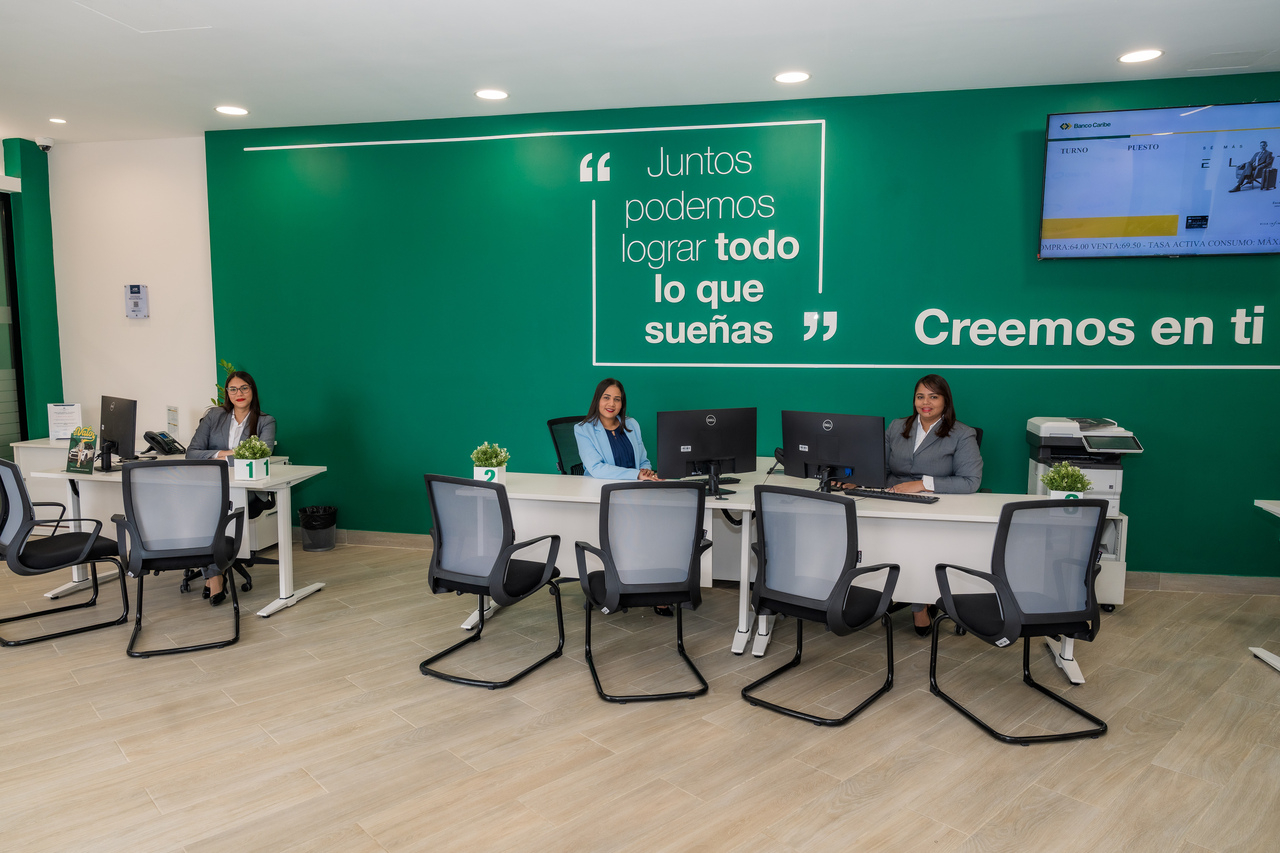Banco Caribe inaugura moderna sucursal en Bávaro, fortaleciendo su compromiso con la región Este .