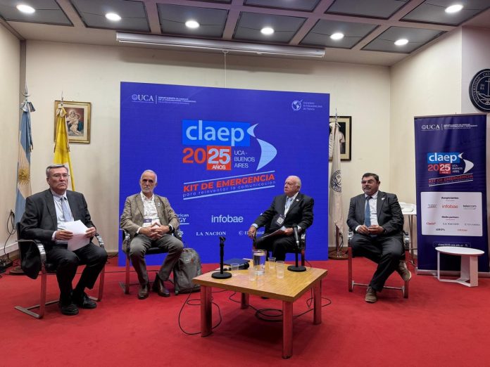 CLAEP celebra 25 años de compromiso con la excelencia periodística.