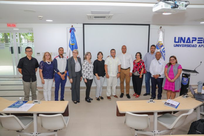 UNAPEC clausura su 6ta Jornada de Investigación e Innovación Científica con proyectos de alto impacto en inteligencia artificial, biotecnología y sostenibilidad.
