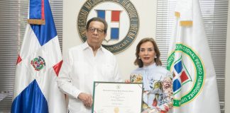 La UNPHU reconoce como Egresada Distinguida a Haydée Kuret de Rainieri.