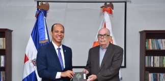 FamilySearch entrega al AGN más de 700 mil imágenes digitalizadas de colecciones históricas.