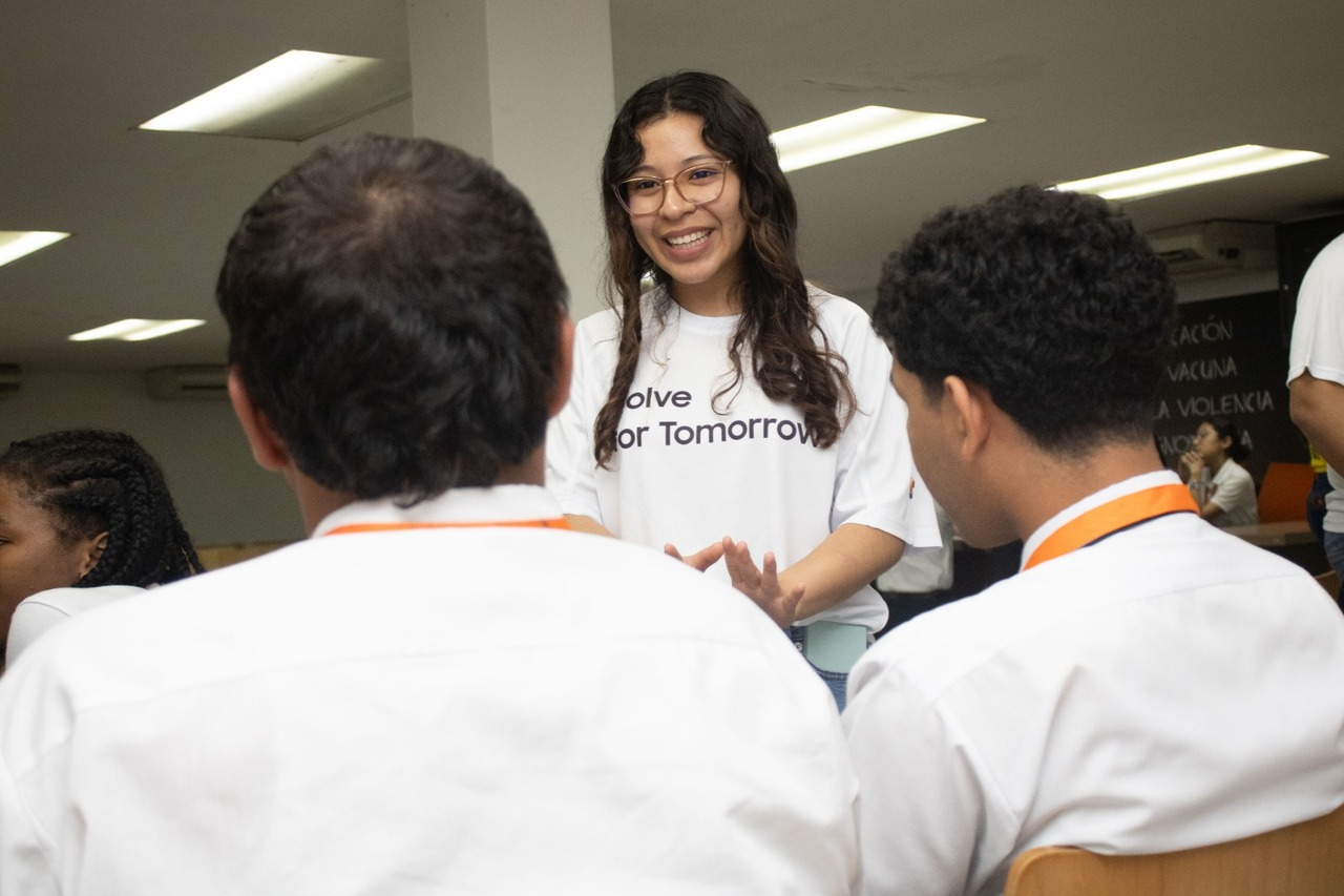 ¿Tienes una idea que puede transformar tu comunidad? Inscríbela en la 12ª edición de Solve for Tomorrow.