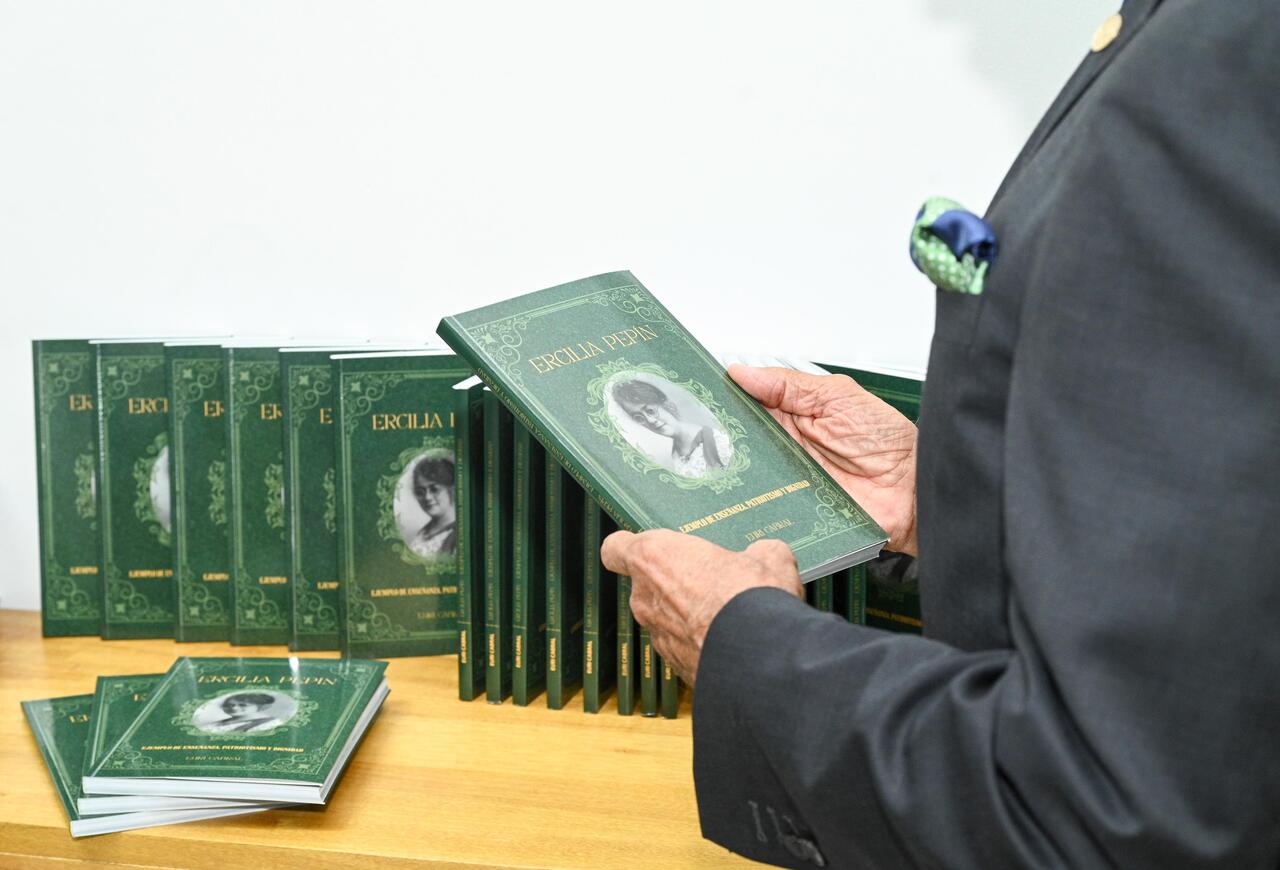 Ministerio de la Mujer presenta libro “Ercilia Pepín, ejemplo de enseñanza, patriotismo y dignidad”, escrito por Euri Cabral.
