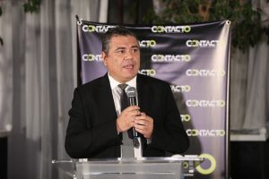 Contacto: un manifiesto hecho revista
