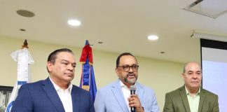 ONDA reconoce a cinco escritores durante conversatorio sobre derecho de autor