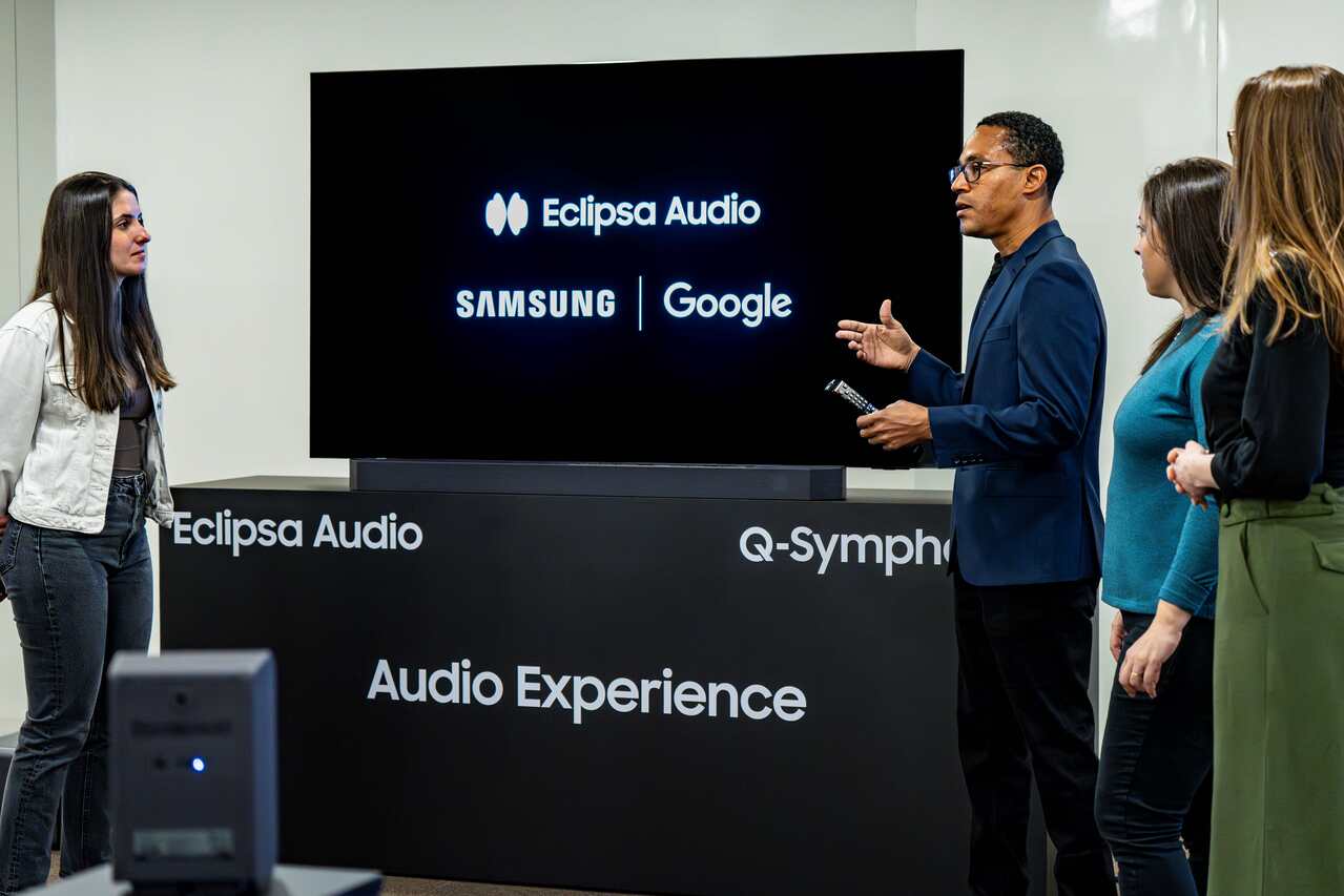Samsung presenta innovaciones en inteligencia artificial en el 2025 LATAM Visual Display Seminar.