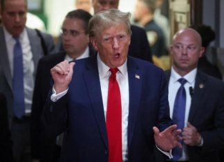 La 'guerra contra la prensa' de Trump profundiza la crisis del periodismo en EE.UU.