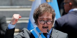 El conflicto de Milei con la prensa se intensifica en plena campaña
