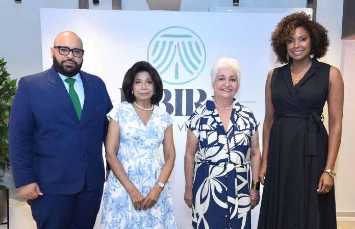 Diario Hispaniola celebra la paternidad en un encuentro memorable