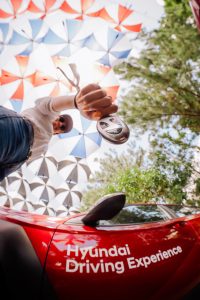 Hyundai lleva la movilidad híbrida a las carreteras y cuida el medioambiente