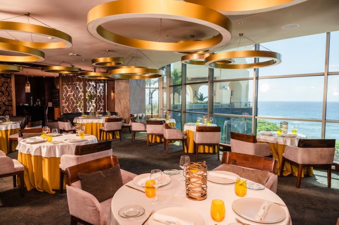 Restaurante Filigrana Sto. Dgo. restaurante del hotel Catalonia Santo Domingo recibe reconocimiento de Wine Spectator 2025.