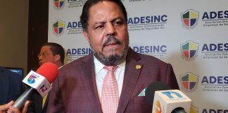 ADESINC realizó panel de transformación laboral y sus retos en la RD