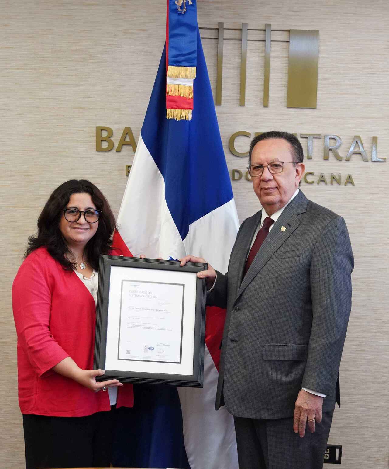 BCRD recibe título de Gestión de Seguridad de la Información bajo la norma ISO 27001:2022.