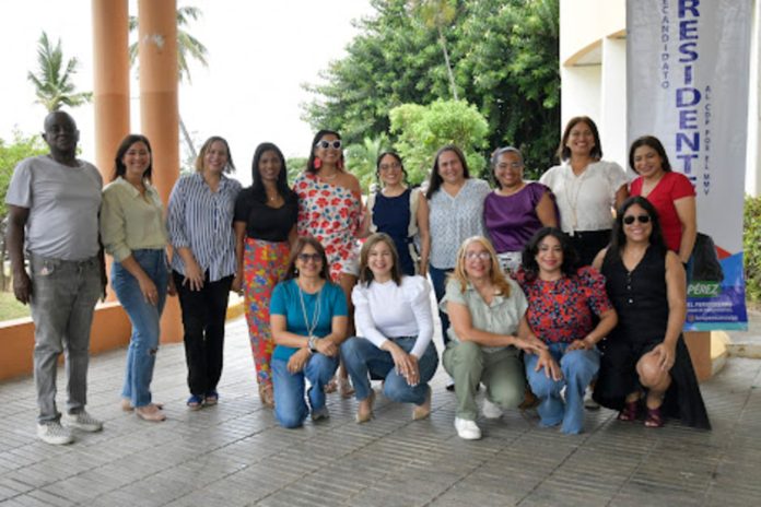 La ADCS fortalece la institucionalidad gremial. La ADCS fortalece la institucionalidad gremial.