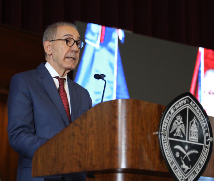Ministro García Fermín destaca la formación ética y la innovación como motores del progreso