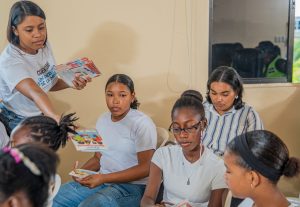 Una de cada cinco mujeres deja de estudiar, trabajar o socializar durante su menstruación