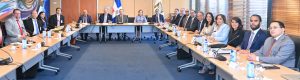 Gobernador Valdez Albizu y ministro Magín Díaz se reúnen con la misión del Artículo IV del FMI